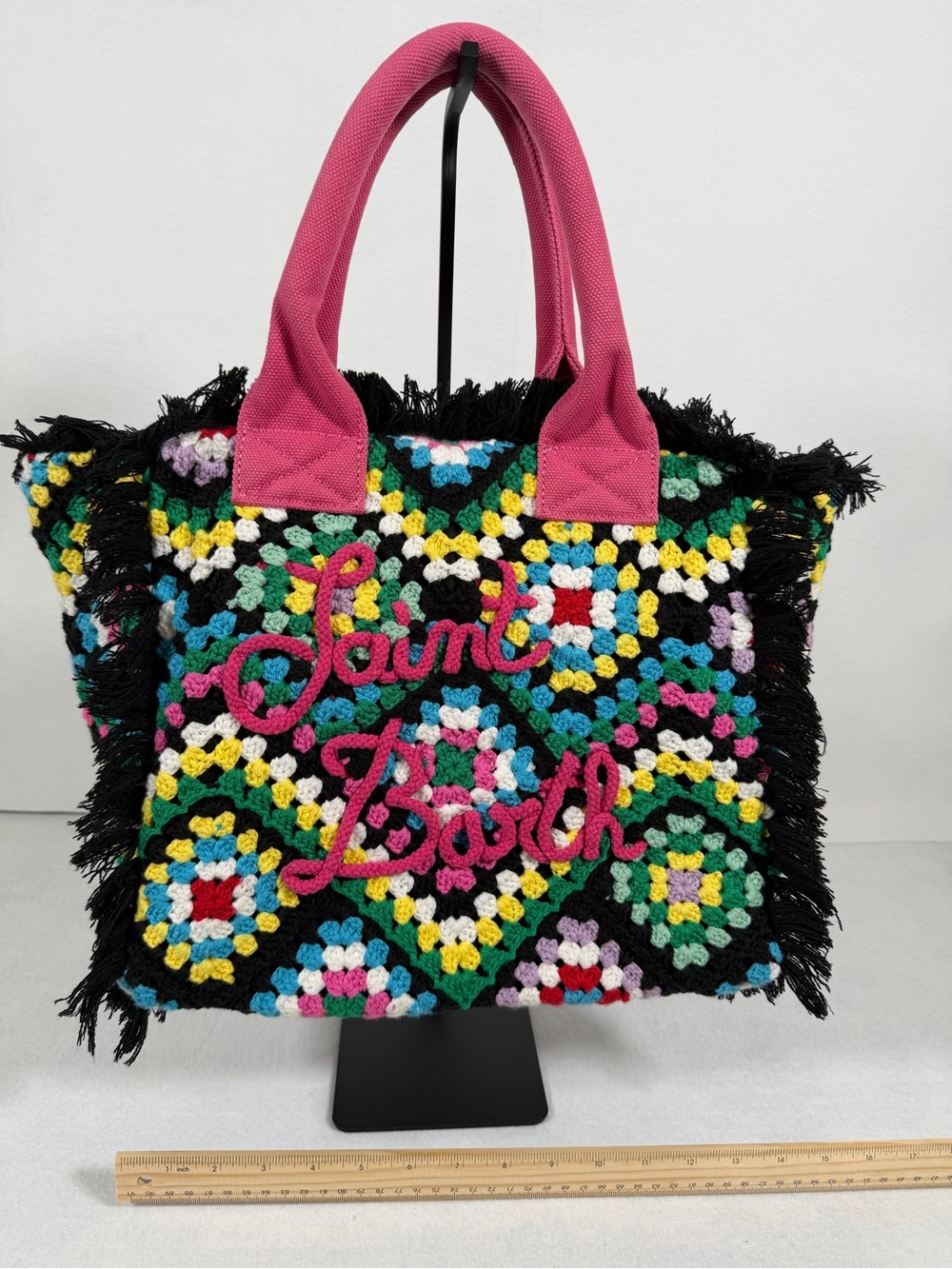 Saint Brarths Pink-Accent Crochet Tote Bag - Picture 2 of 9